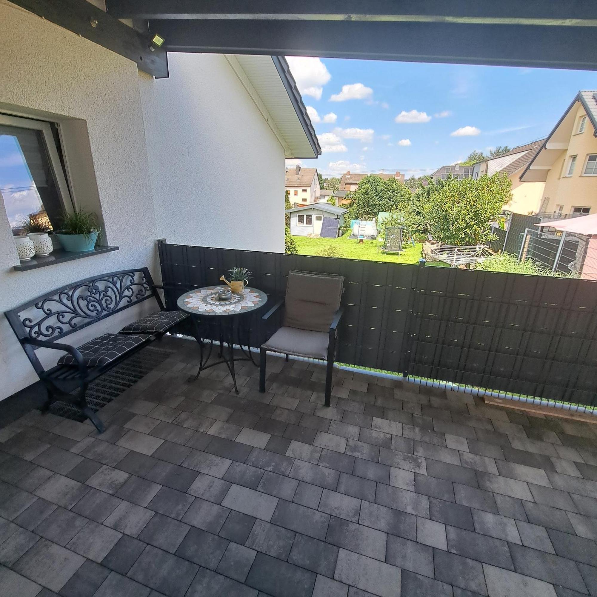 Wunderschoenes 2 Zimmer Apartment Inkl. Parkplatz Asbach  Exterior foto