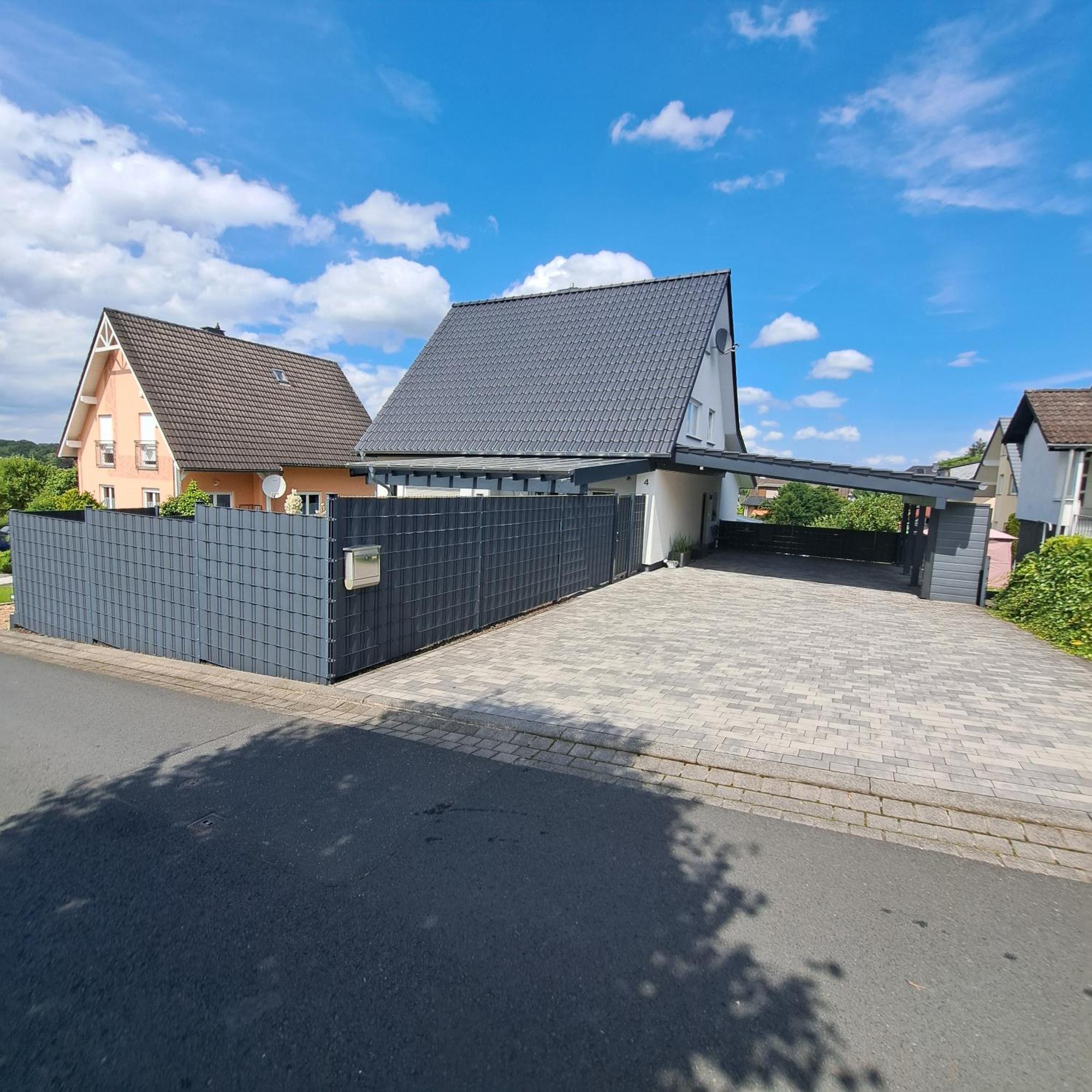 Wunderschoenes 2 Zimmer Apartment Inkl. Parkplatz Asbach  Exterior foto