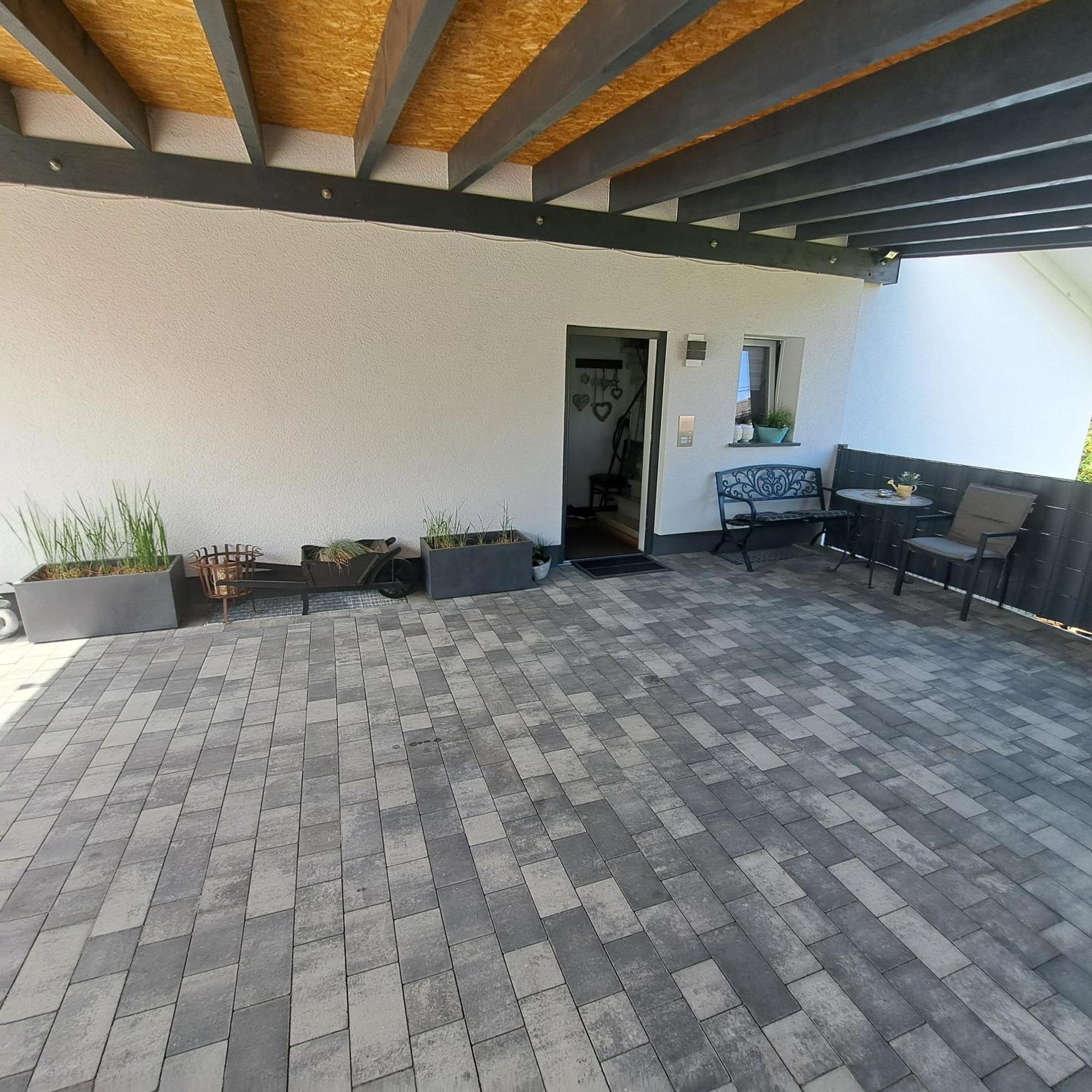 Wunderschoenes 2 Zimmer Apartment Inkl. Parkplatz Asbach  Exterior foto